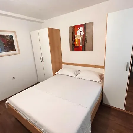 Σπίτι διακοπών House Edi Dugopolje